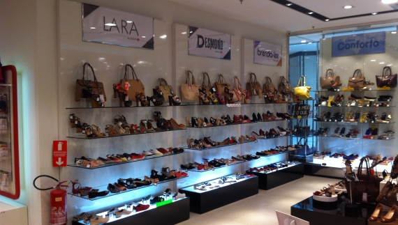 Passarela Calçados Shopping Jaraguá